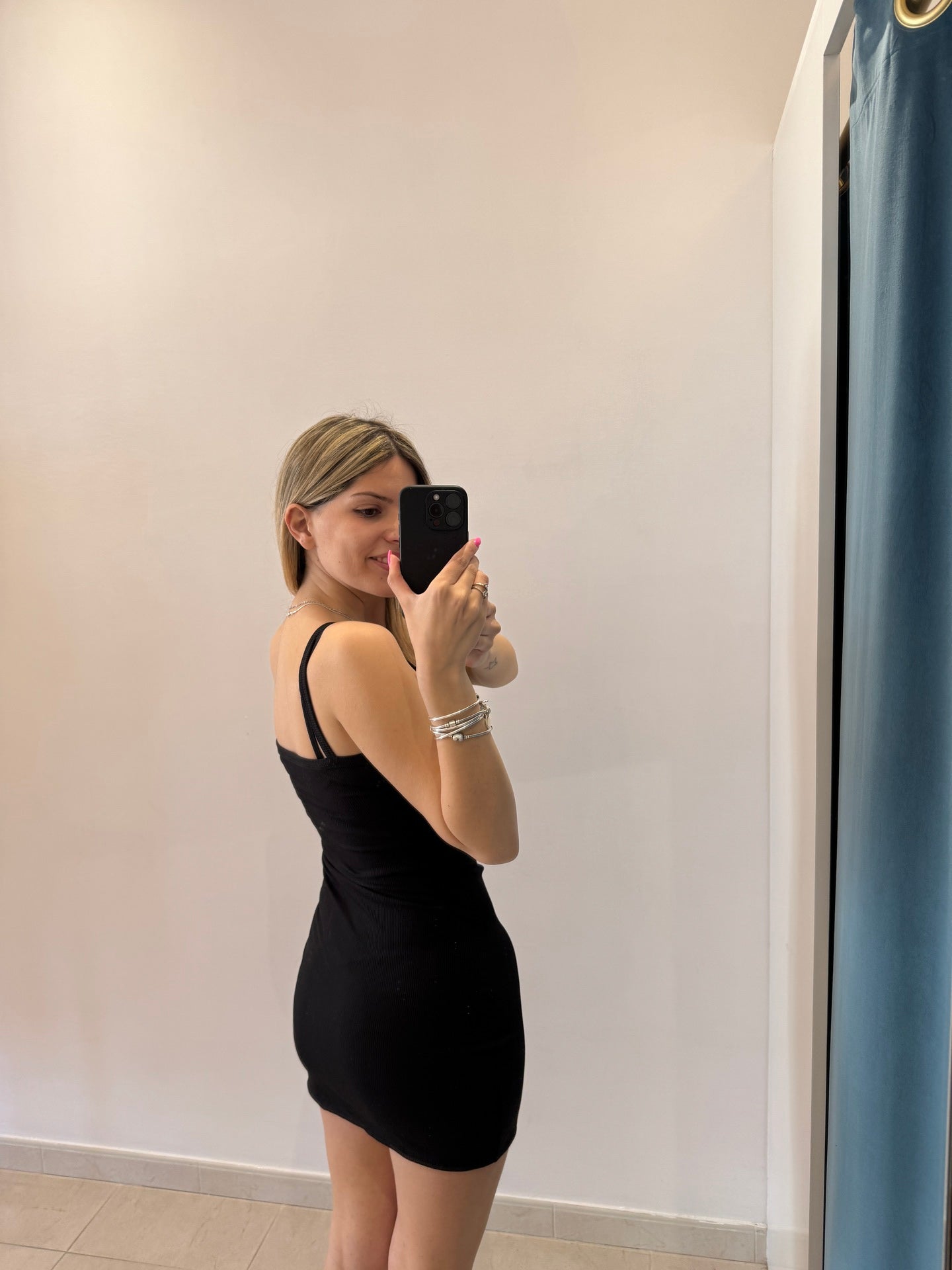 Dress Basic