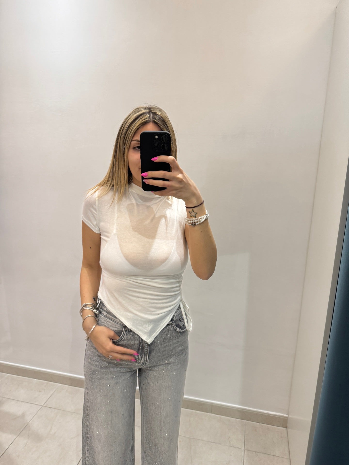 T-shirt asymmetrical
