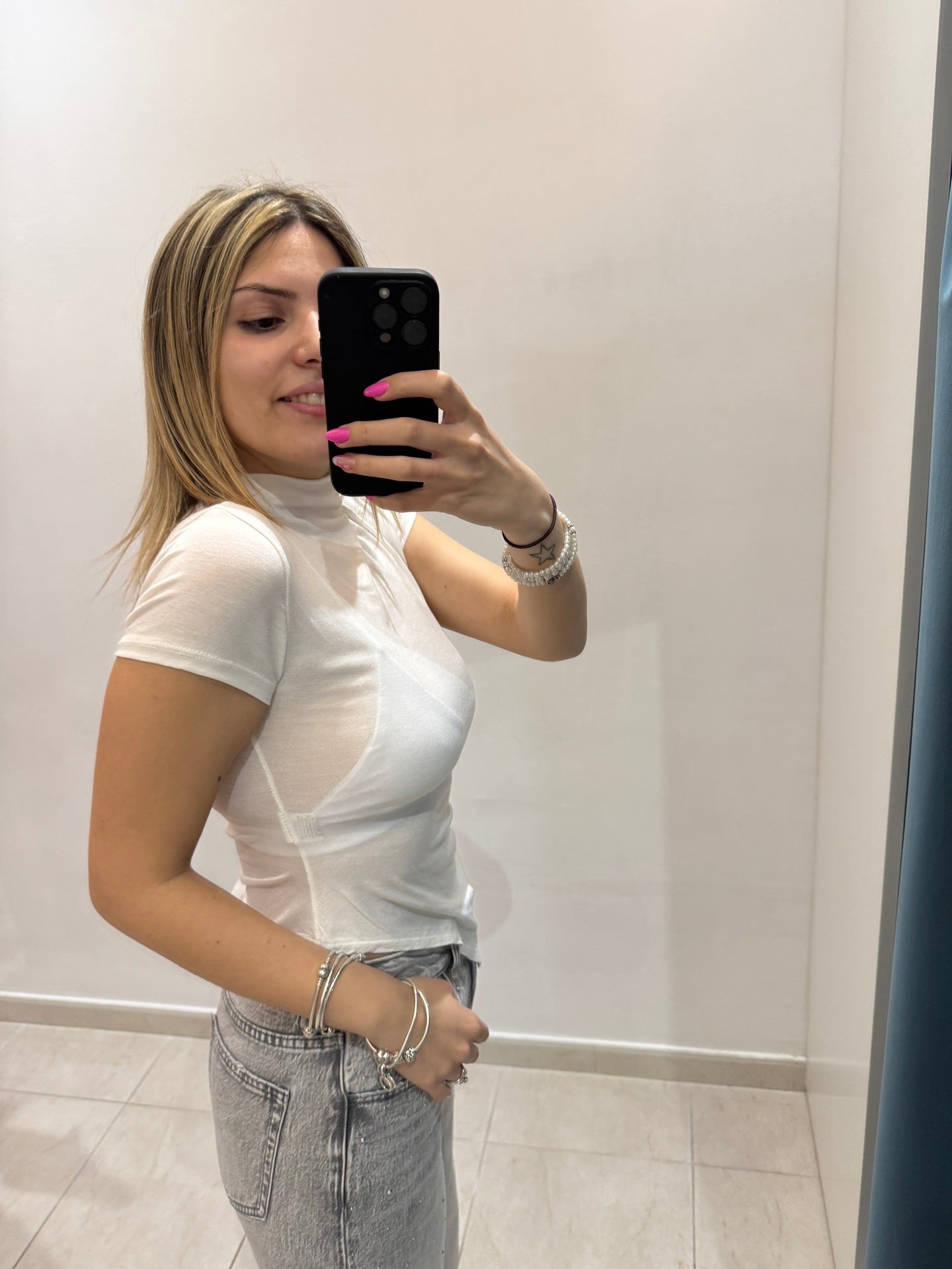 T-shirt asymmetrical