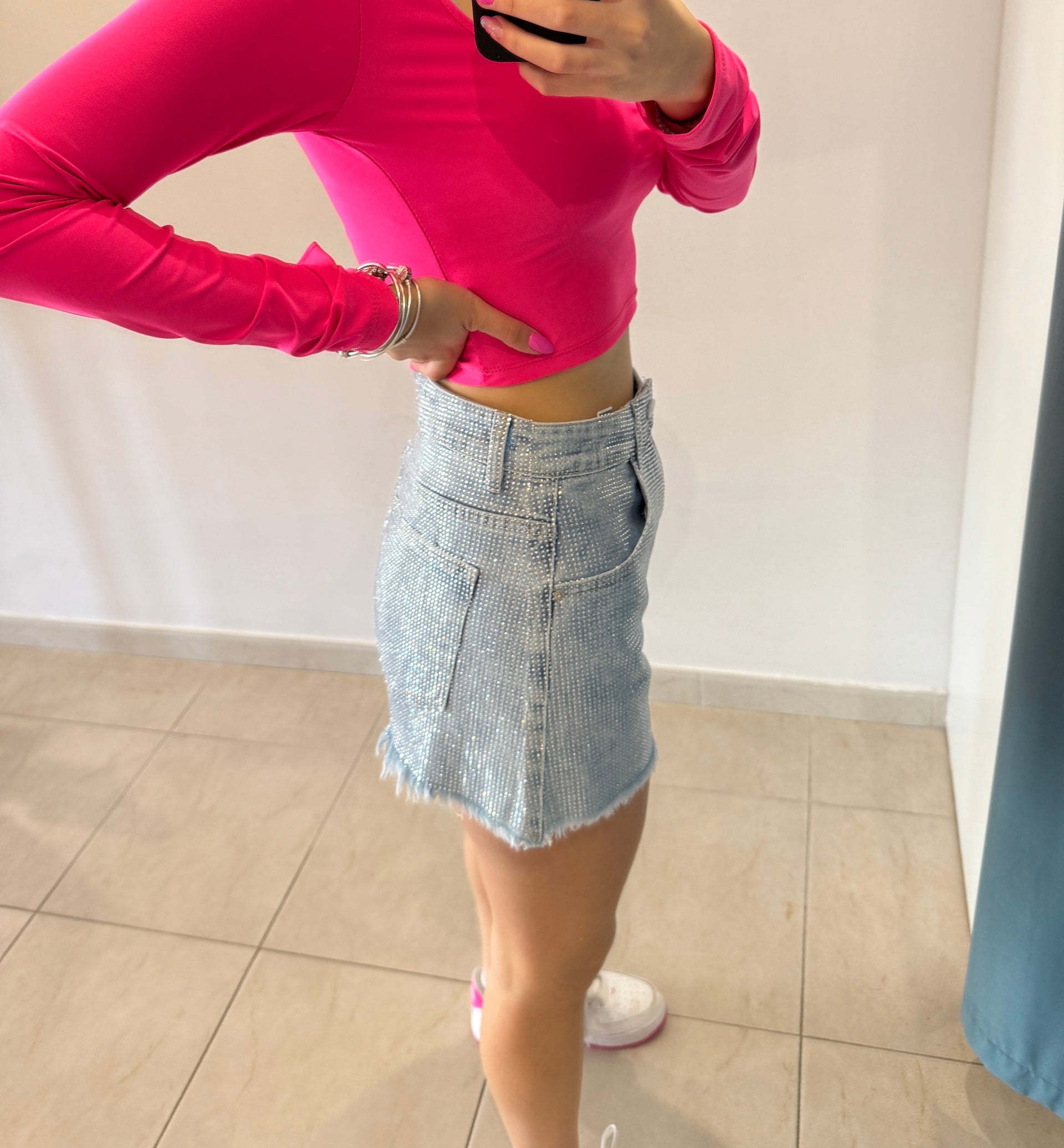 Short in denim con effetto shimmer
