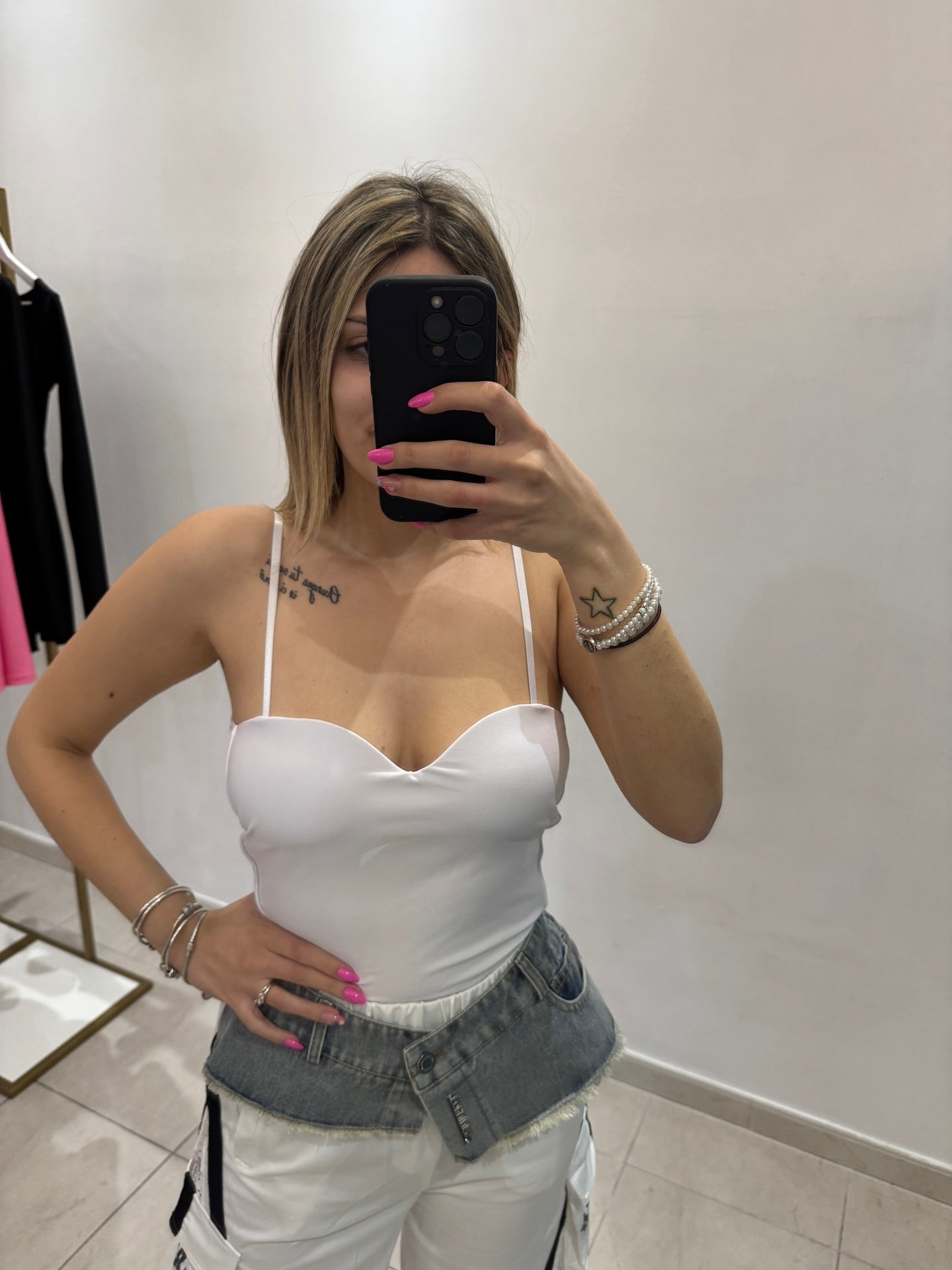 Top Lara