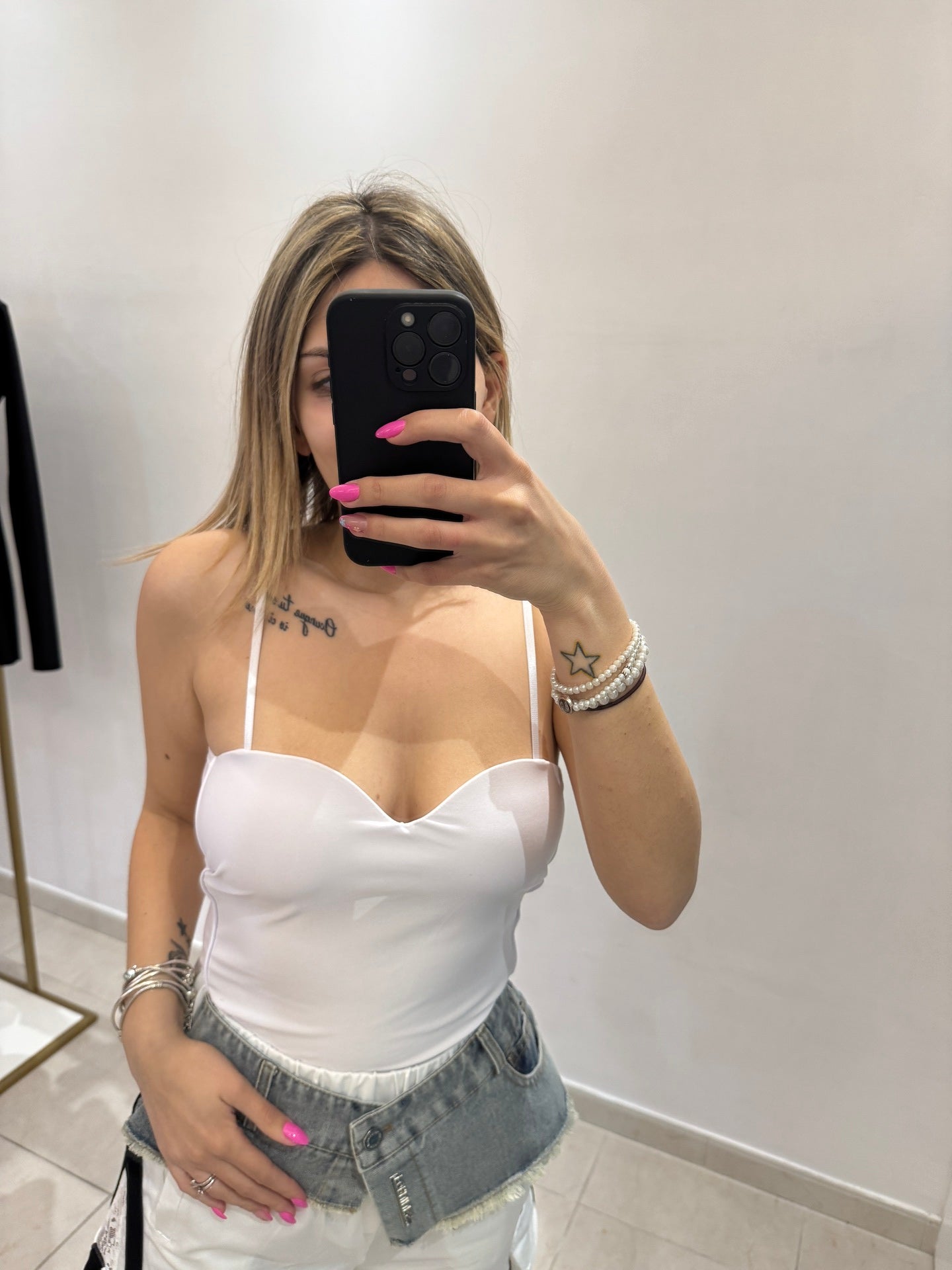Top Lara